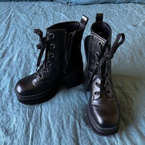 BAMBOO Black Platform Boots